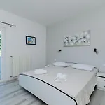 Marija G *
