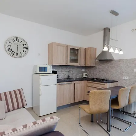 Marija G Apartment *